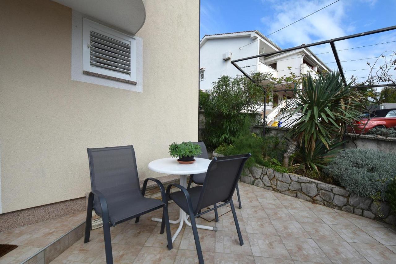 Apartments Julia Čižići Exterior foto