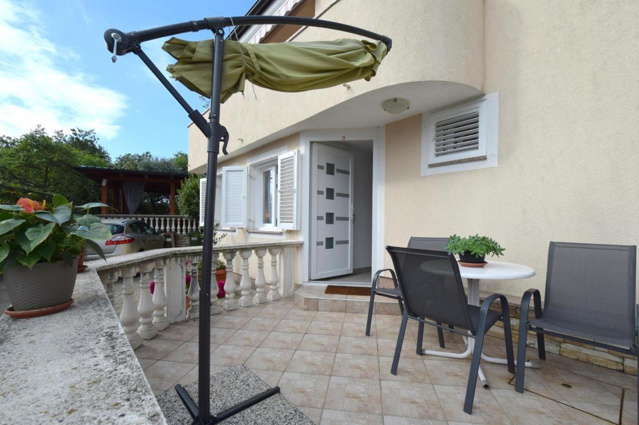 Apartments Julia Čižići Exterior foto